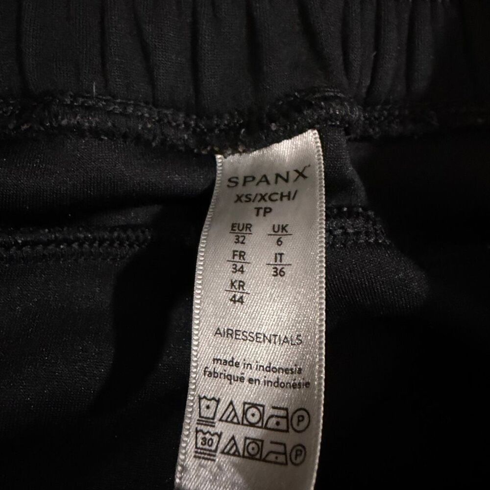 Spanx AirEssentials Black Half Zip Set Sz XS Athleisure Loungewear Travel Set - Picture 7 of 8
